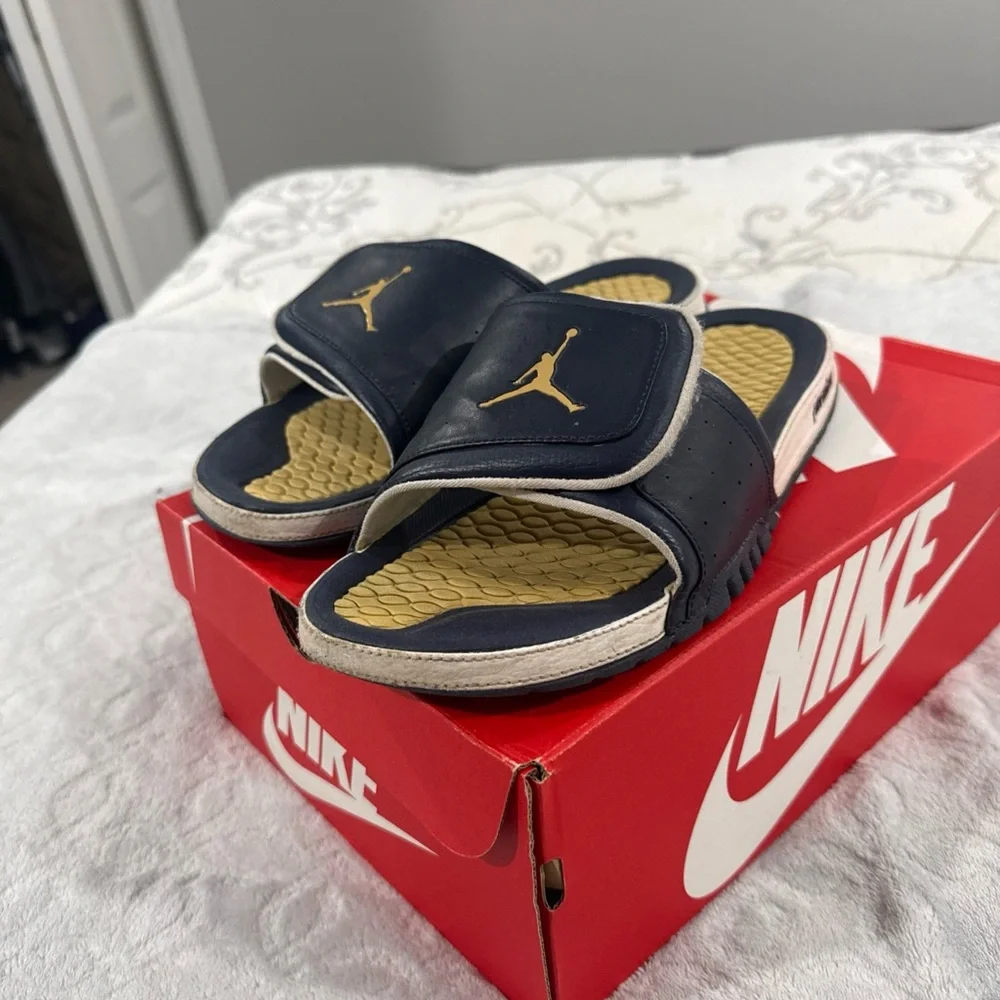 Nike mens Navy and Gold Jordan Slide Sandals